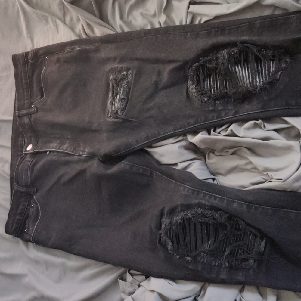 Ripped Black Skinny Jeans